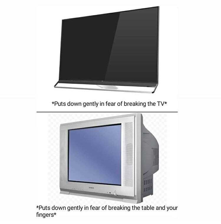 there are two different types of televisions that are shown